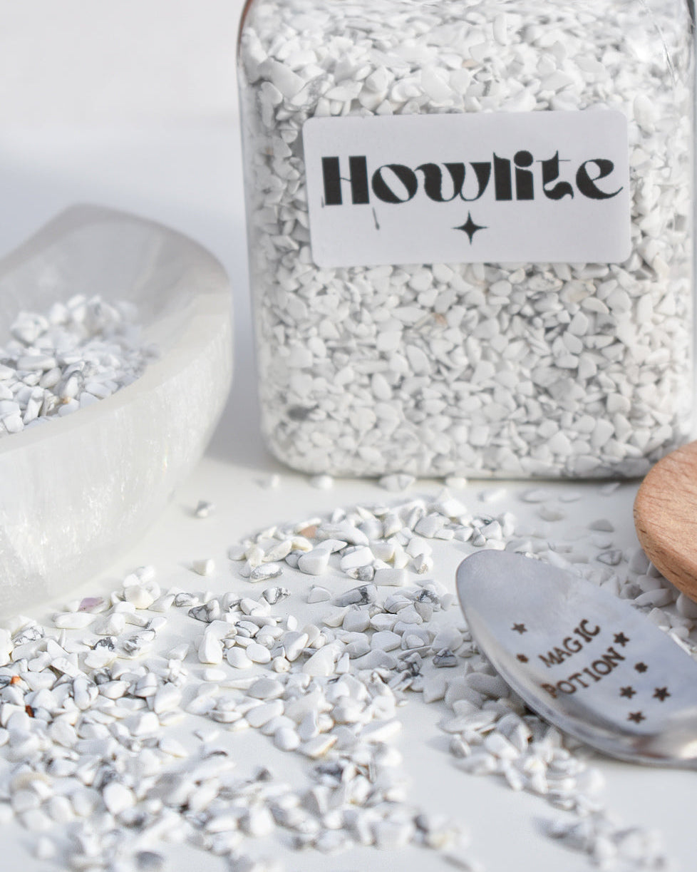 Howlite Crystal Chips