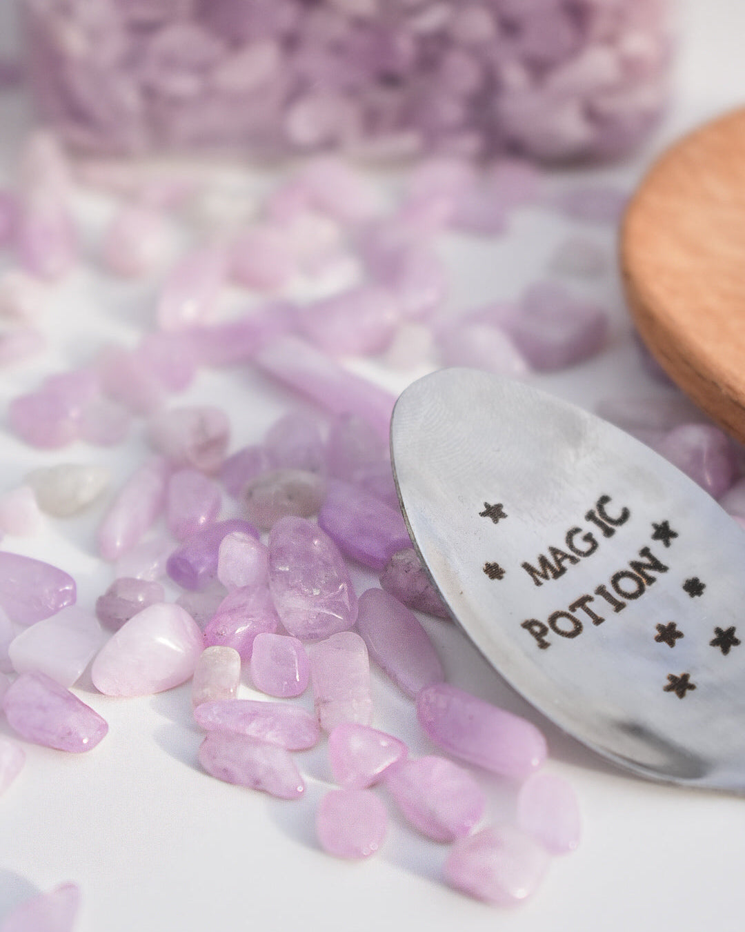 Kunzite Crystal Chips